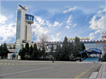 Bourgas airport will open a new, modern terminal this summer. Flights ...